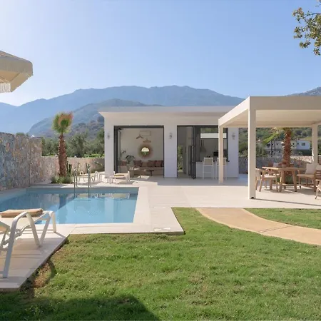 Villa Pelagias Lefka With Heated Pool