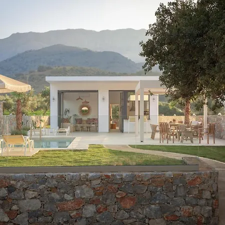 Villa Pelagias Lefka With Heated Pool Mathés