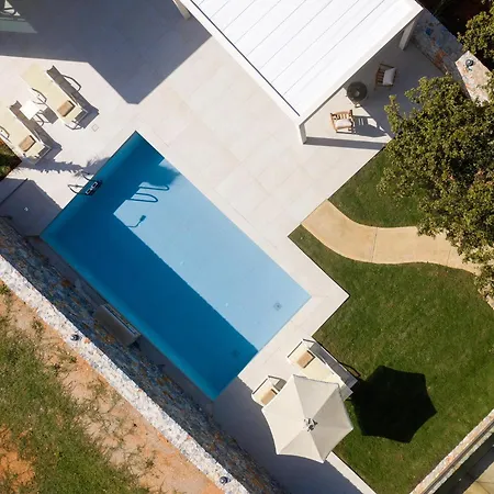 Pelagias Lefka With Heated Pool