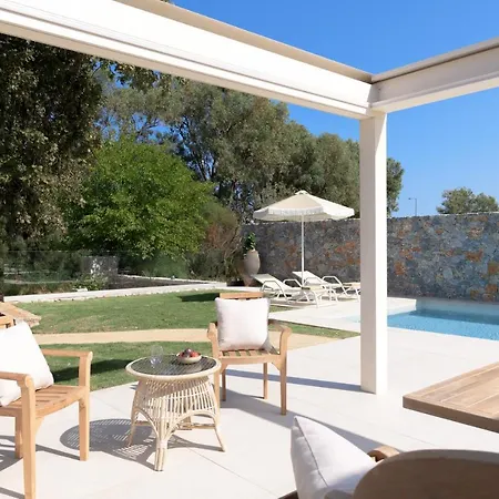 Pelagias Lefka With Heated Pool * Mathés