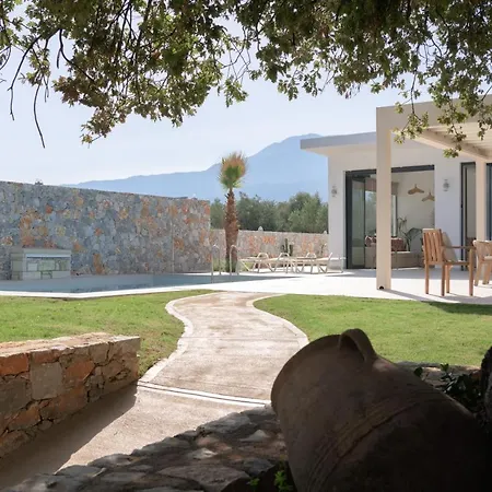 Villa Pelagias Lefka With Heated Pool