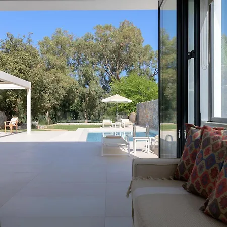 Pelagias Lefka With Heated Pool Villa
