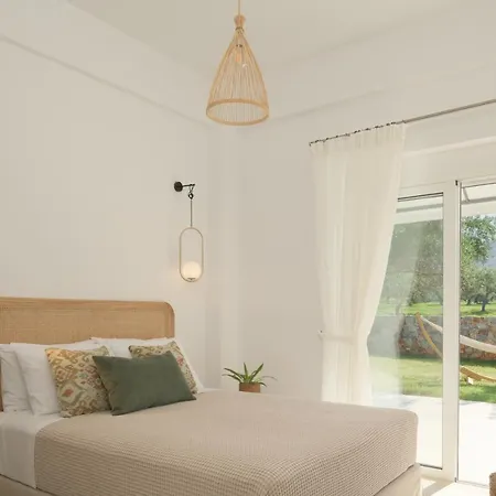Pelagias Lefka With Heated Pool *
